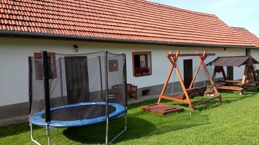 Gazdovský dom u Komendákov - Veterná Poruba